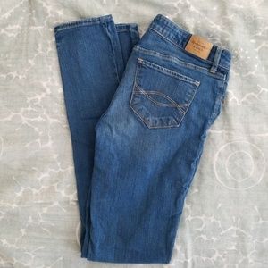 A&F The Super Skinny 6 long
